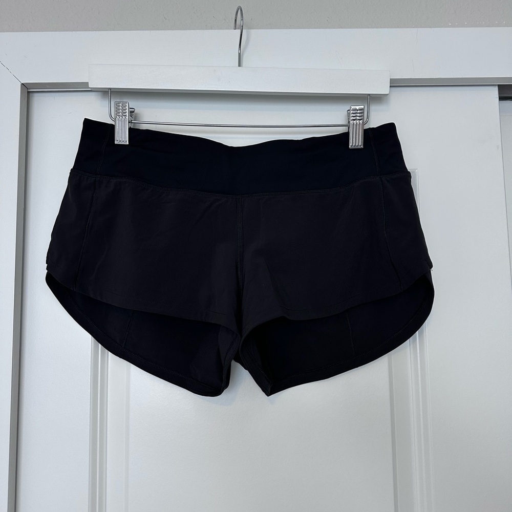 Lululemon Athletica 2.5 inch inseam speed up low rise shorts